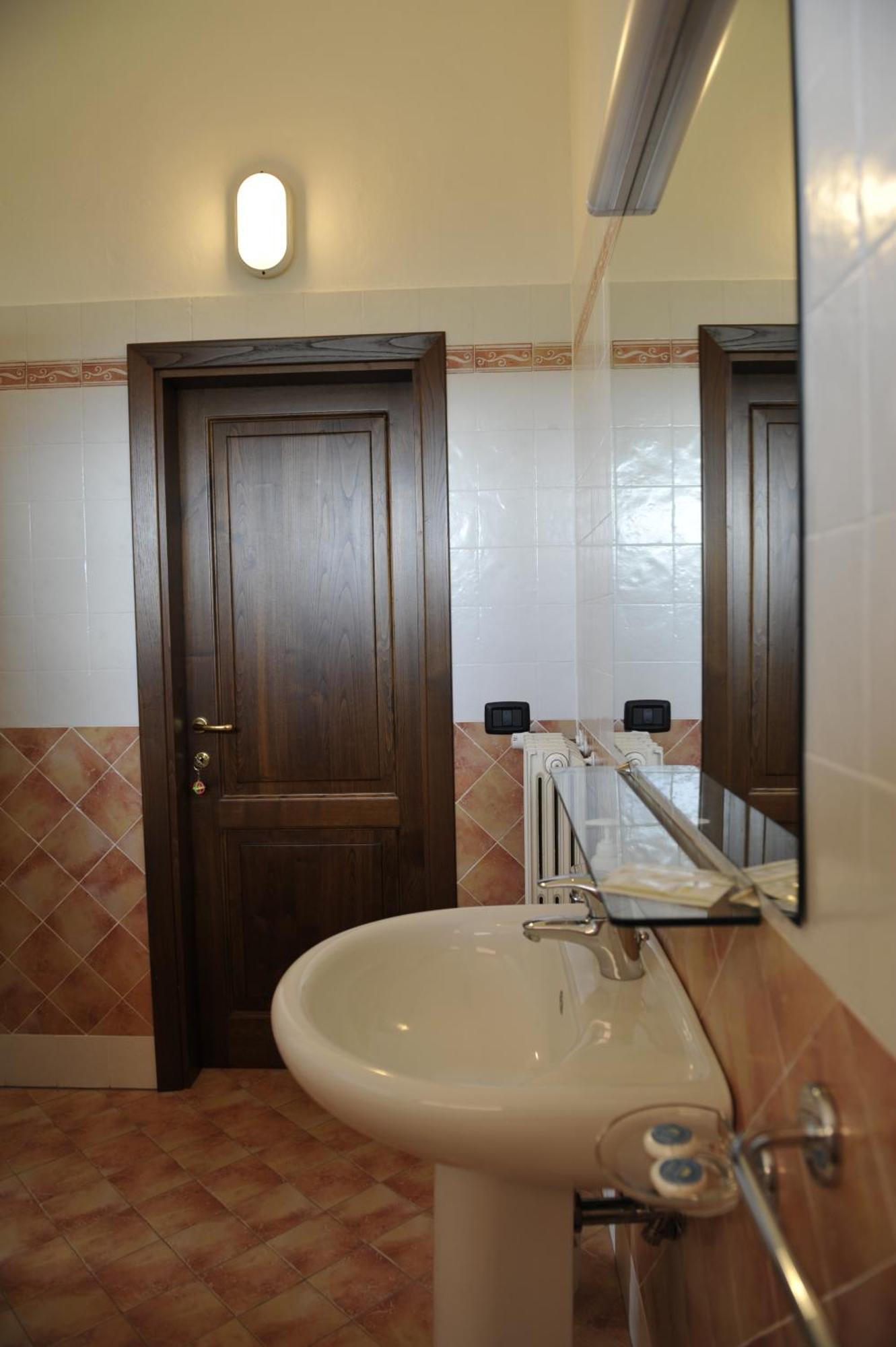 אניירי Agriturismo Val Della Pieve מראה חיצוני תמונה