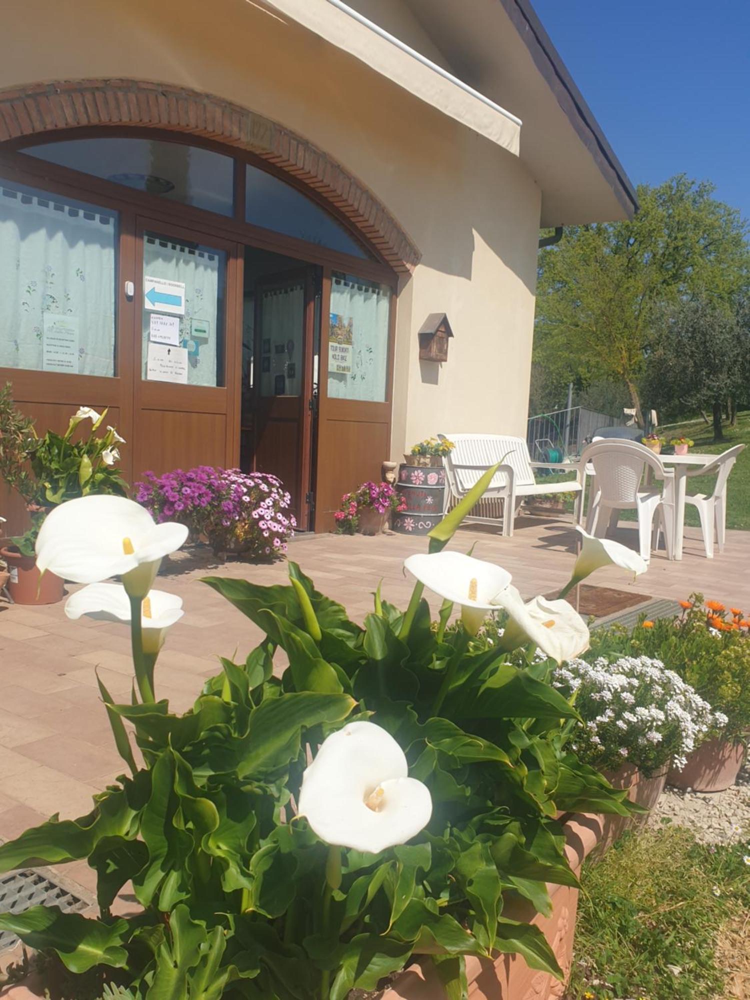 אניירי Agriturismo Val Della Pieve מראה חיצוני תמונה