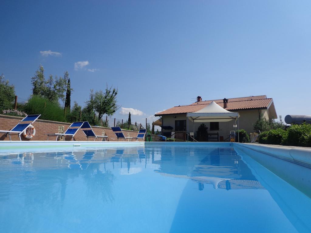 אניירי Agriturismo Val Della Pieve מראה חיצוני תמונה